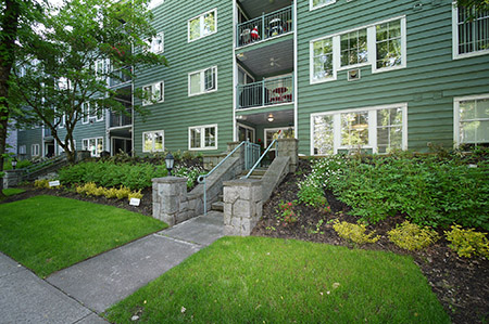 105-1199 Westwood Street, Coquitlam