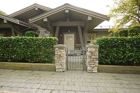 1805-4178 Dawson Street, Burnaby